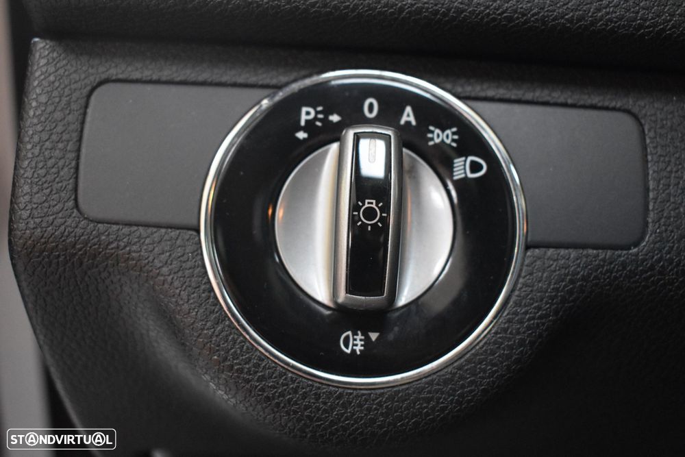 Mercedes-Benz C 220 CDi Avantgarde BlueEfficiency - 37