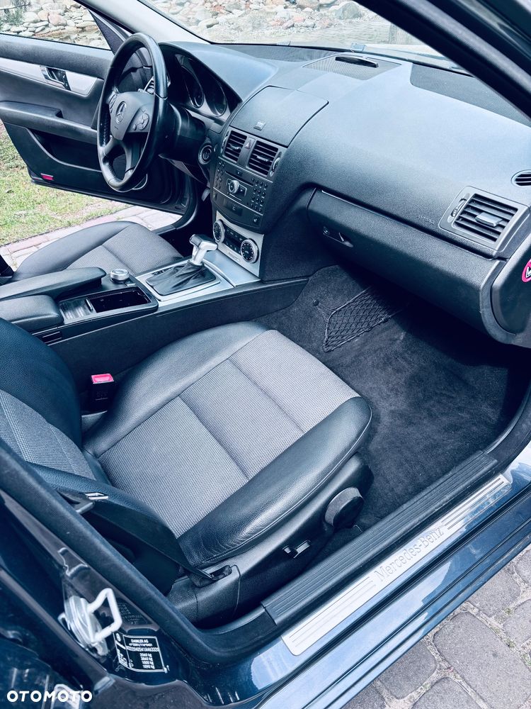 Mercedes-Benz Klasa C 300 7G-TRONIC Avantgarde - 9