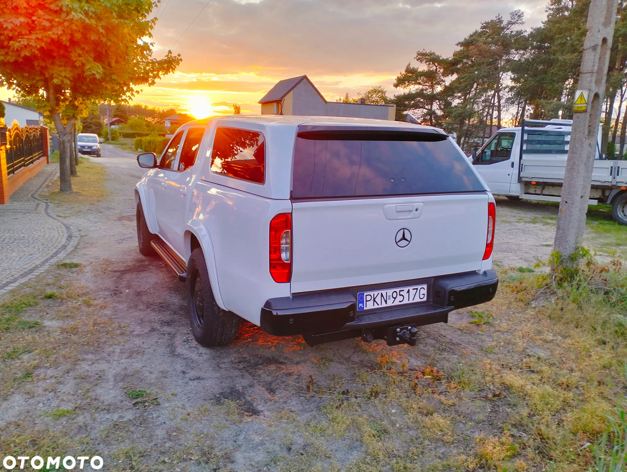 Mercedes-Benz Klasa X - 11