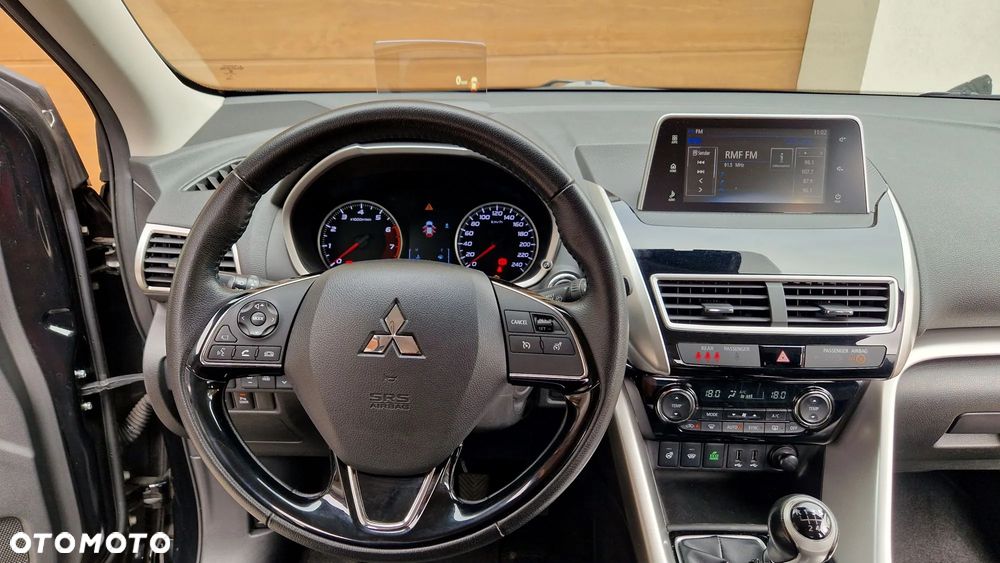 Mitsubishi Eclipse Cross - 27