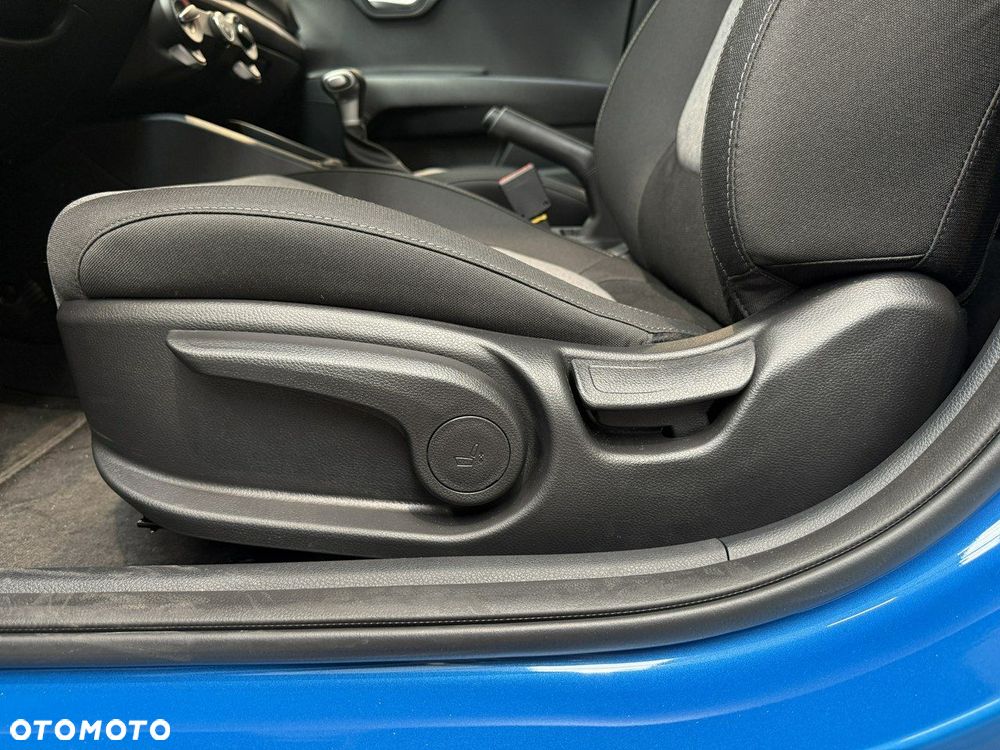 Kia Stonic - 22