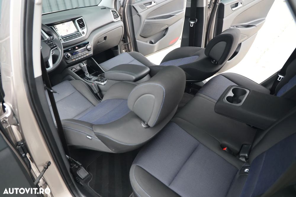 Hyundai Tucson 2.0 CRDI 4WD Automatik Premium - 40