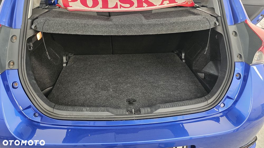 Toyota Auris - 12