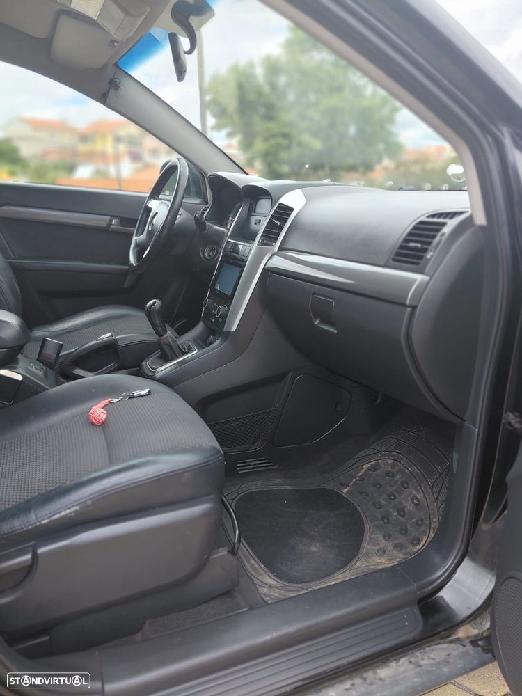 Chevrolet Captiva 2.0 VCDi Seven 7L - 23