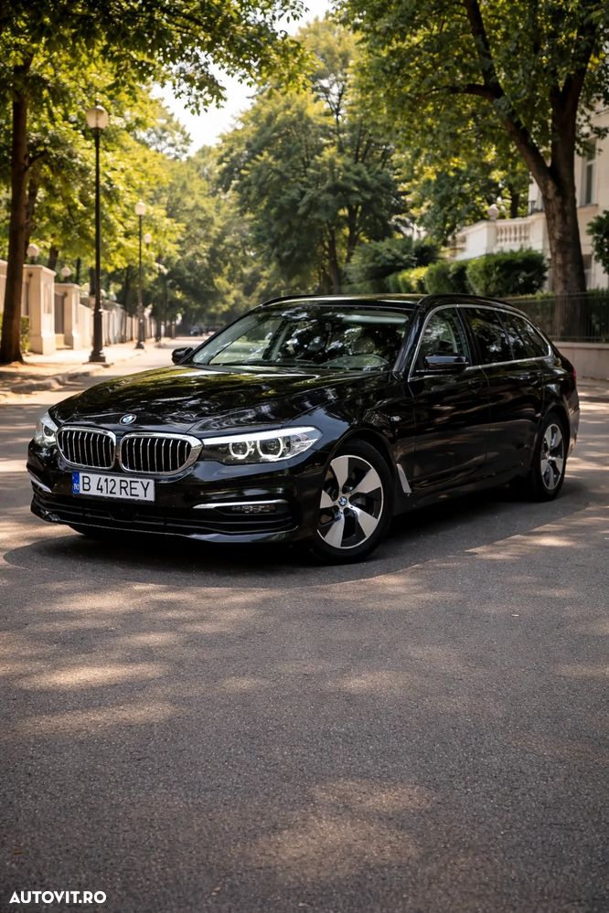 BMW Seria 5 520d xDrive AT MHEV - 2