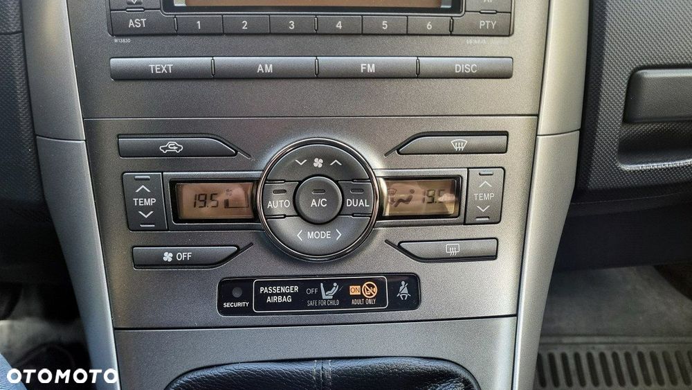 Toyota Auris - 14