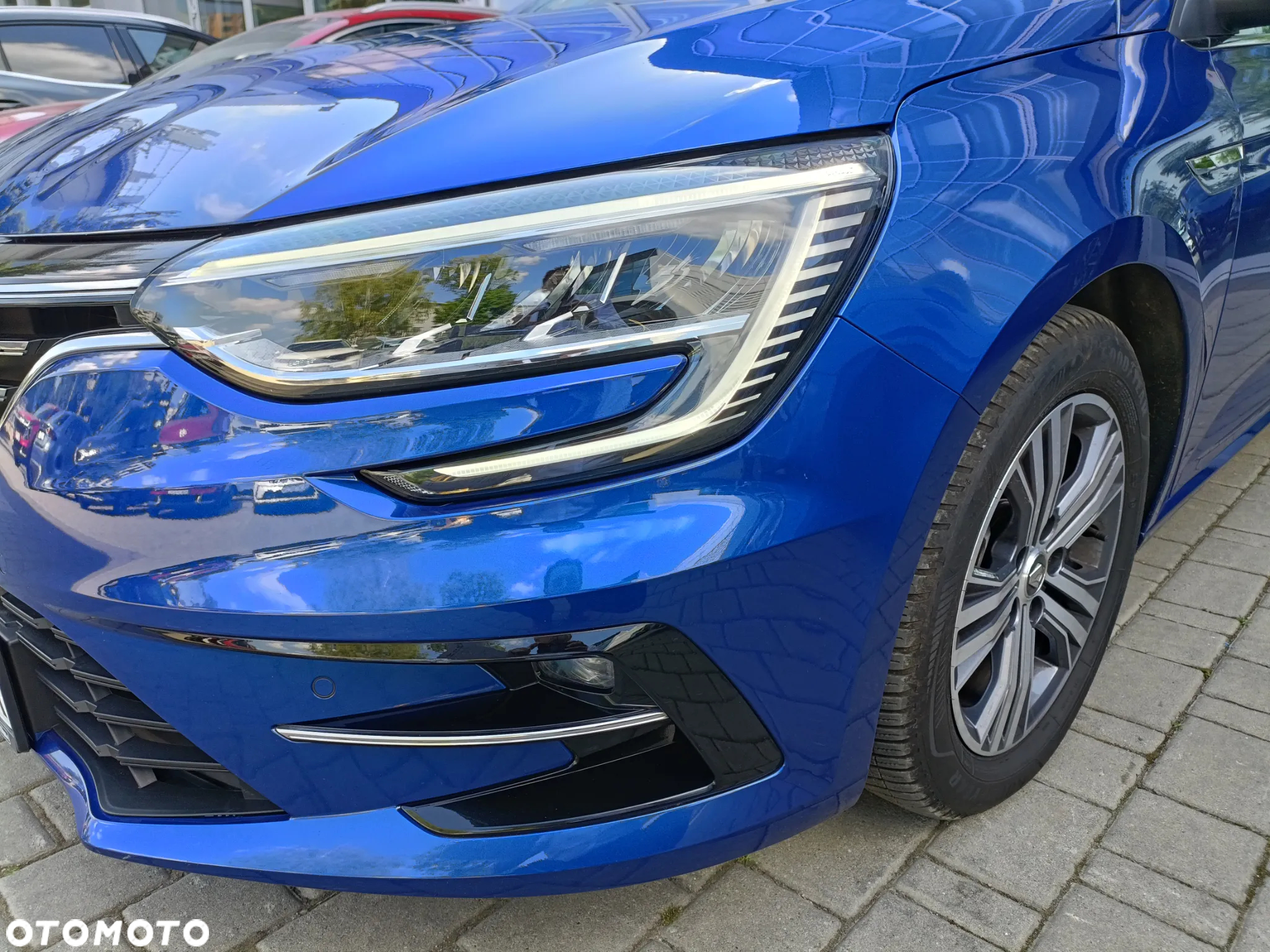 Renault Megane 1.3 TCe FAP Intens EDC - 8