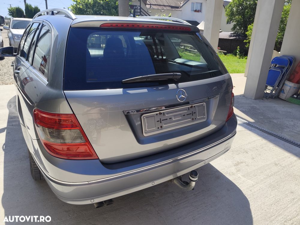 Mercedes-Benz C - 3