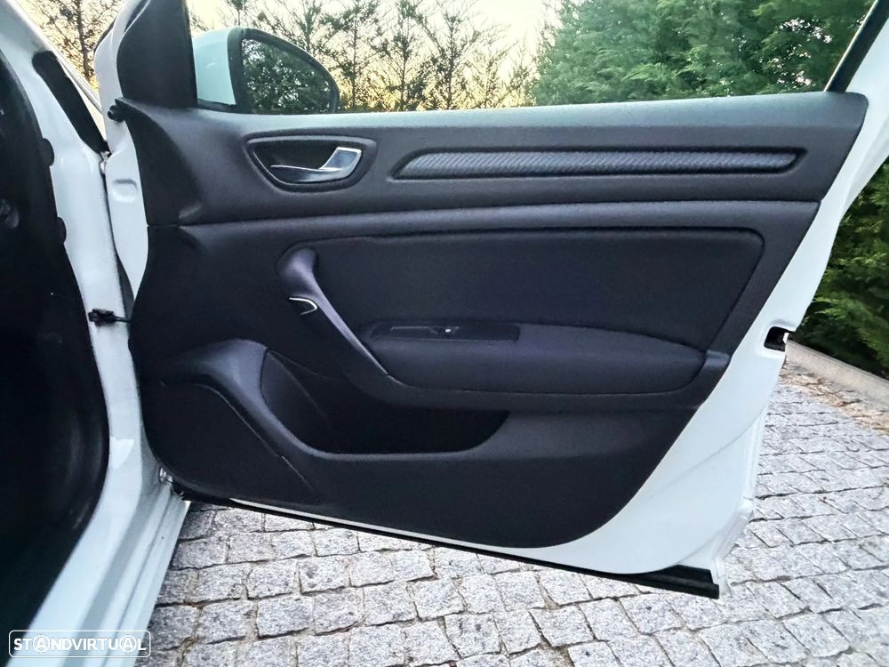 Renault Mégane Sport Tourer ENERGY dCi 110 INTENS - 18