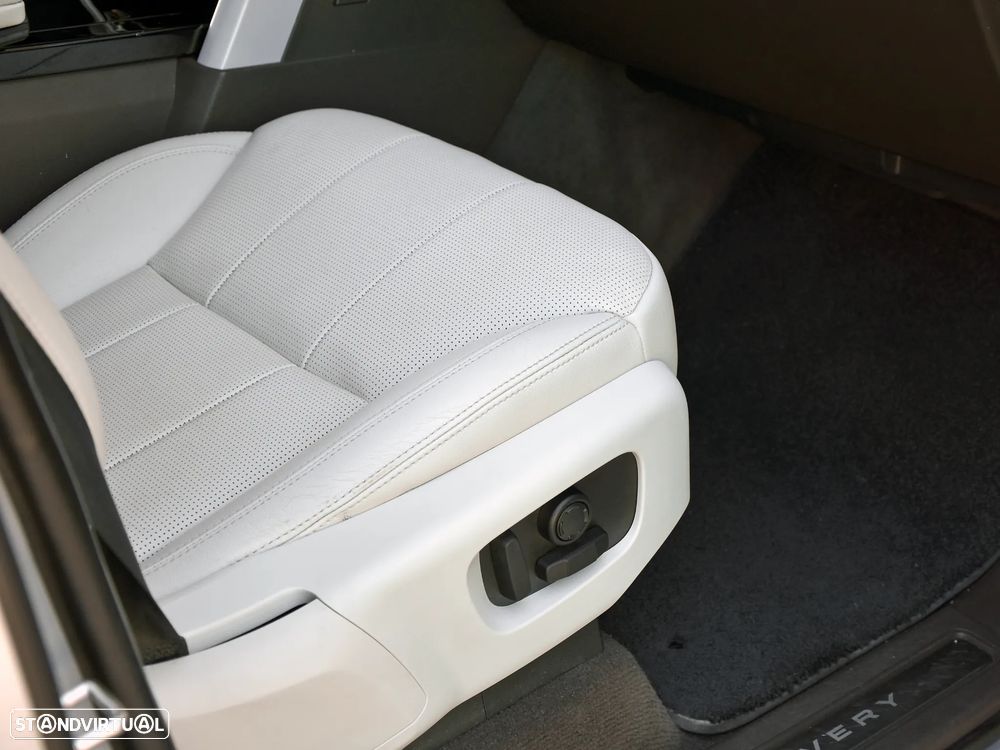 Land Rover Discovery 3.0 SD6 HSE Luxury - 37