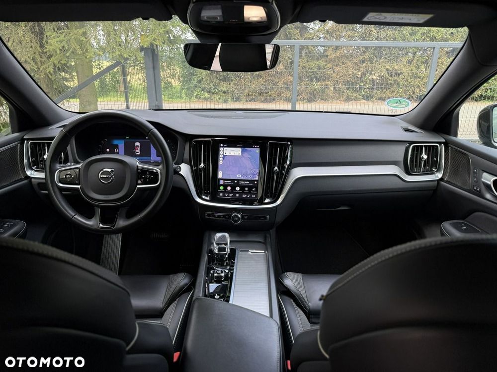 Volvo V60 Cross Country B4 D AWD Plus - 4