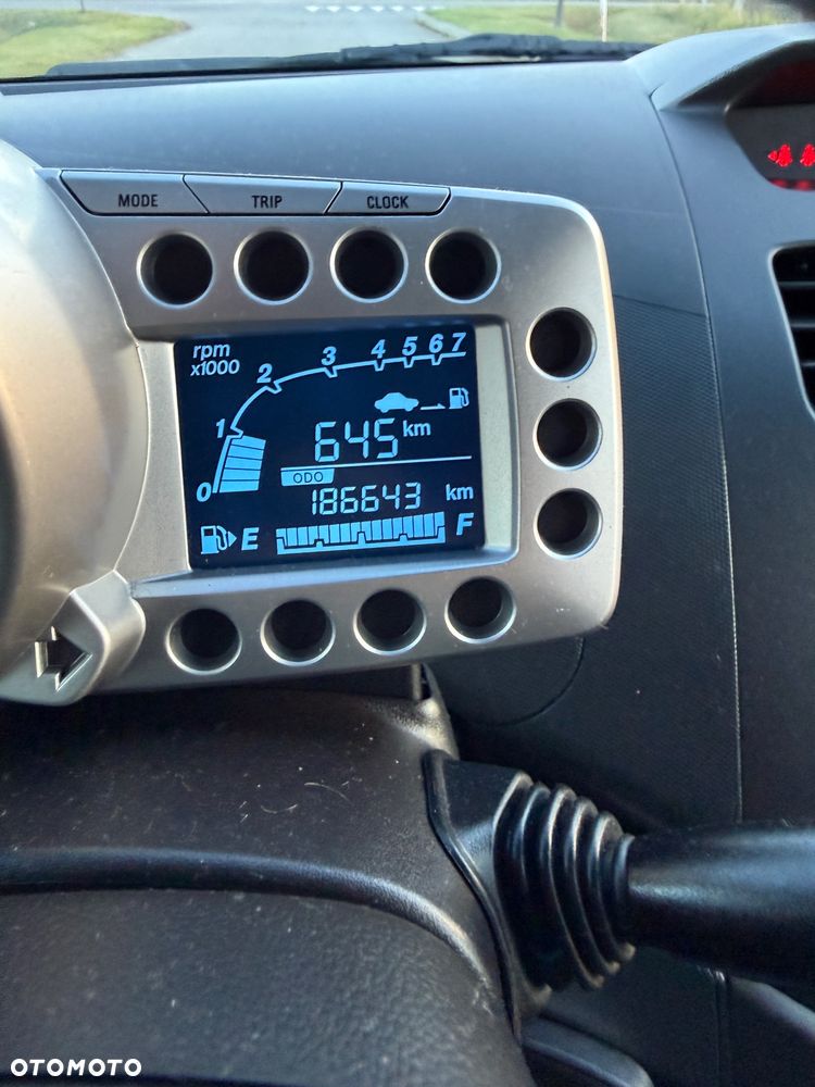 Chevrolet Spark - 18