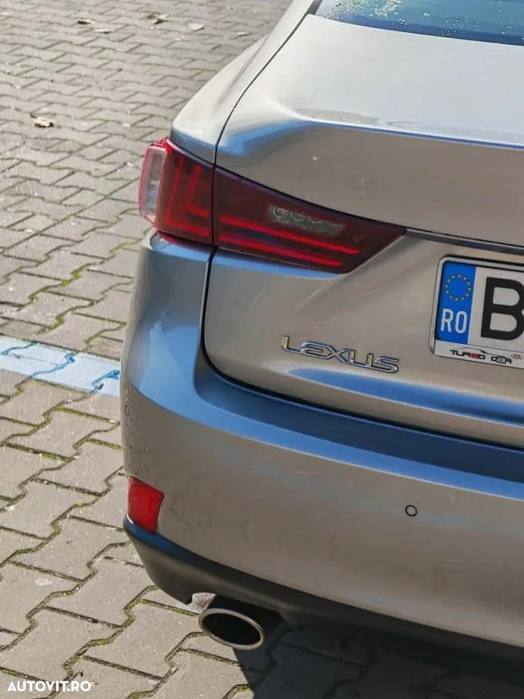 Lexus Seria IS 200t F Sport - 8
