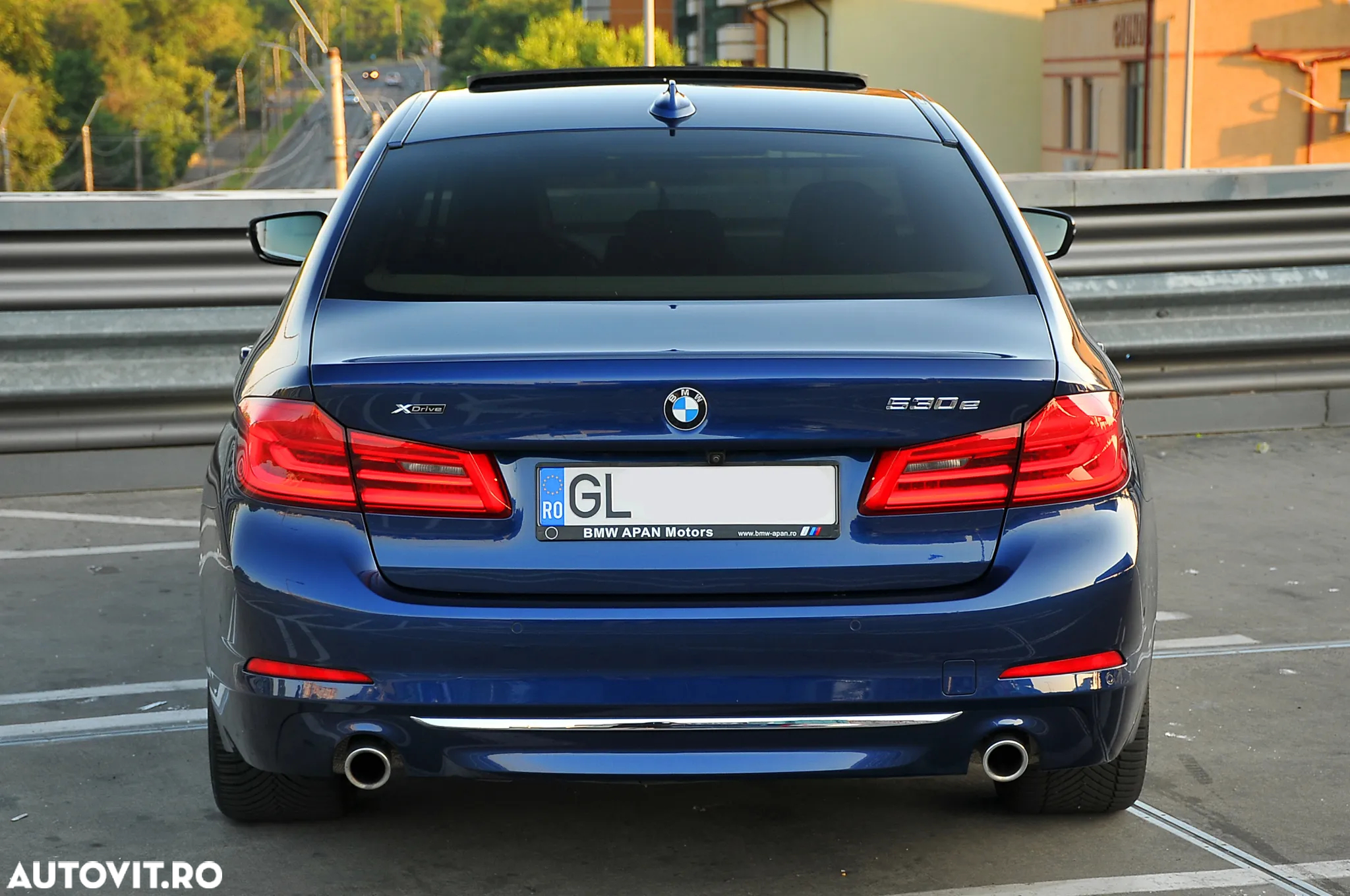 BMW Seria 5 530e xDrive AT PHEV - 12
