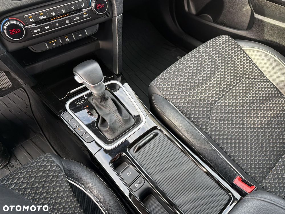 Kia Ceed 1.5 T-GDI Tribute DCT - 16