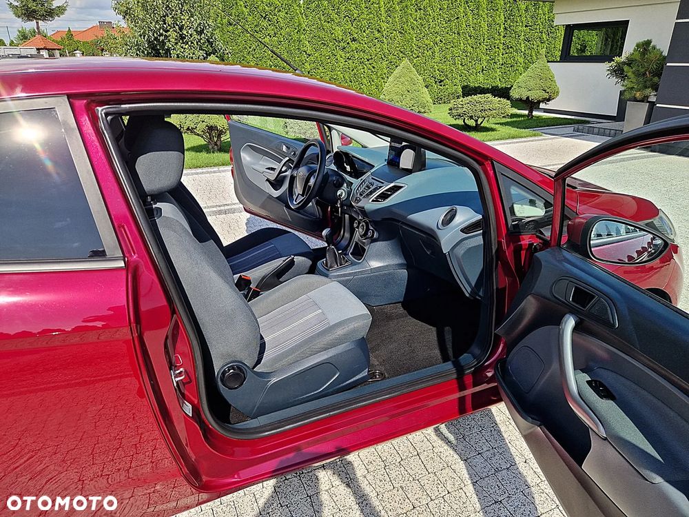 Ford Fiesta 1.25 Platinium X - 8
