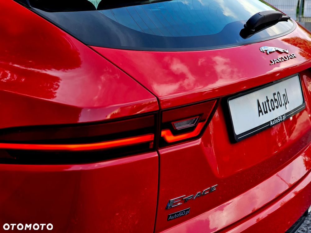 Jaguar E-Pace 1.5 P160 mHEV S - 11