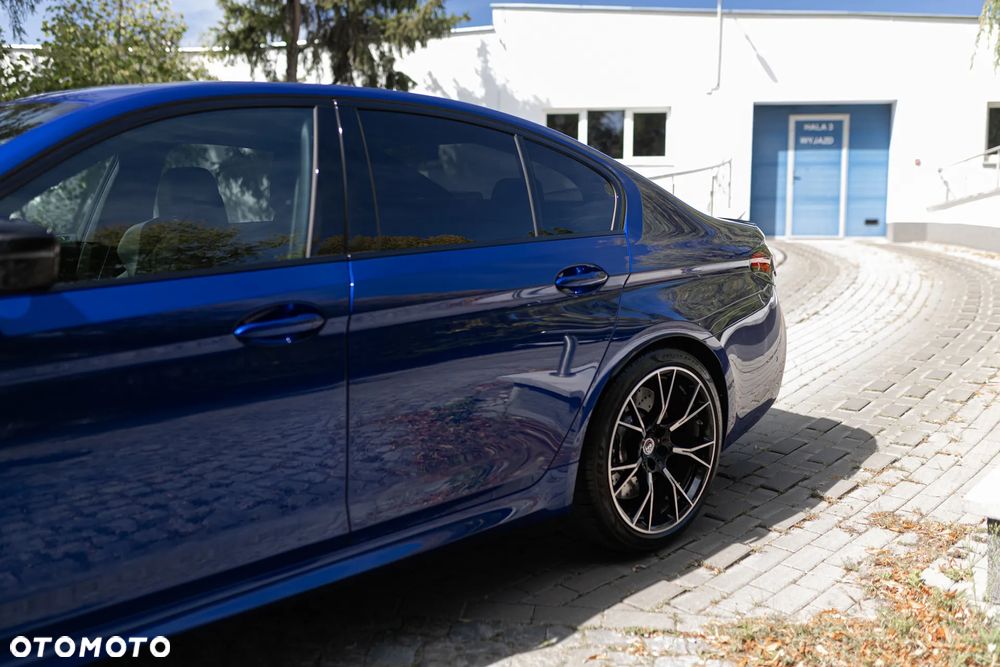 BMW M5 Competition - 4