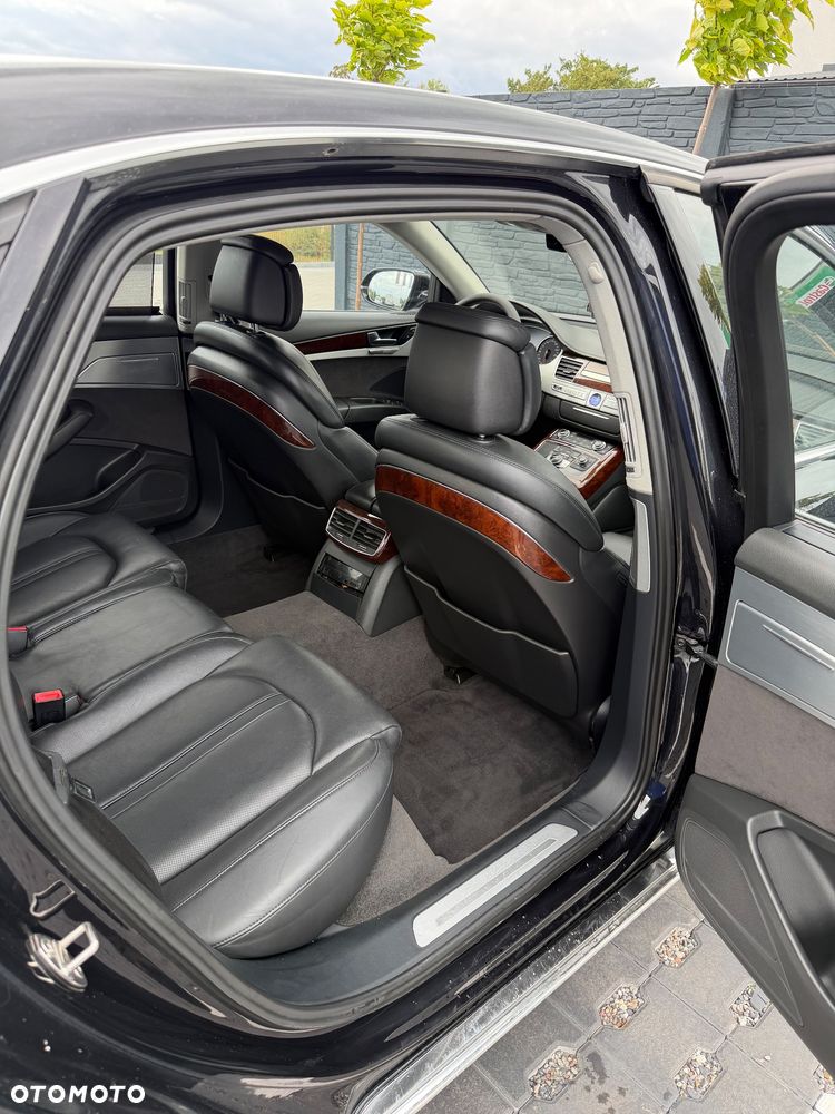 Audi A8 4.2 TDI Quattro - 10