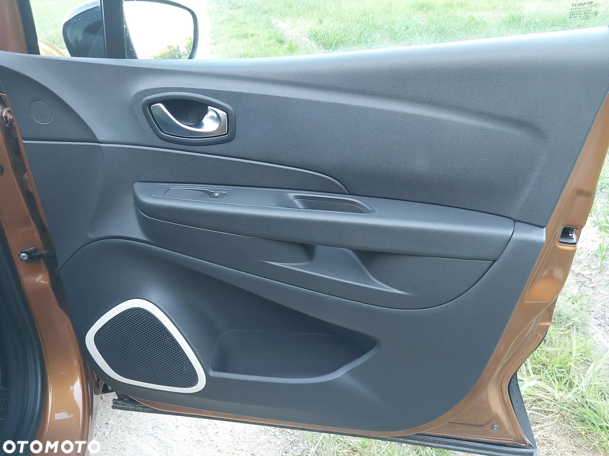 Renault Captur ENERGY TCe 120 Elysee - 24