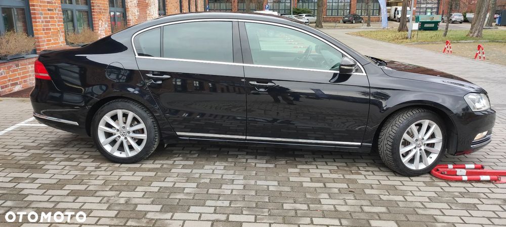 Volkswagen Passat 2.0 TDI 4Mot Highline DSG - 6