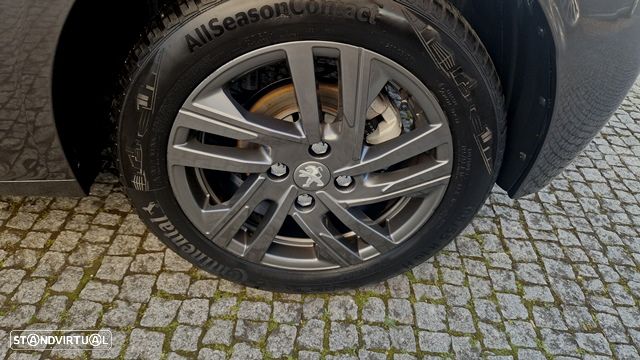 Peugeot 208 1.2 PureTech Allure EAT8 - 16