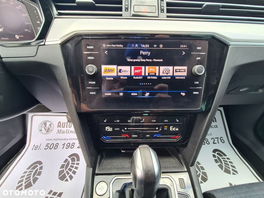 Volkswagen Passat - 17
