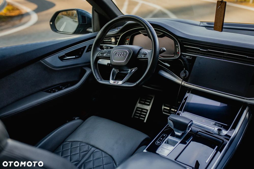 Audi Q8 - 17