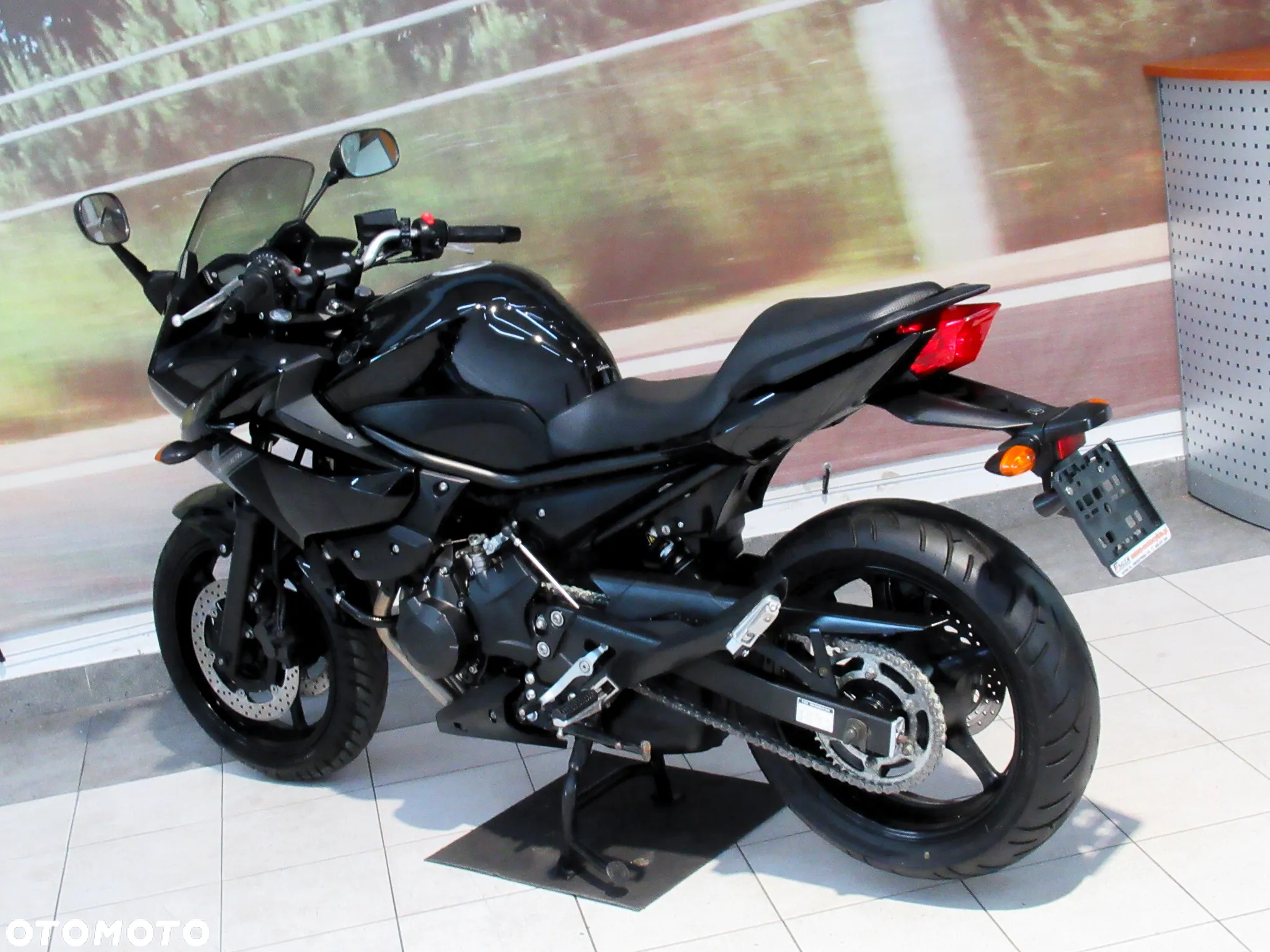Yamaha XJ - 5