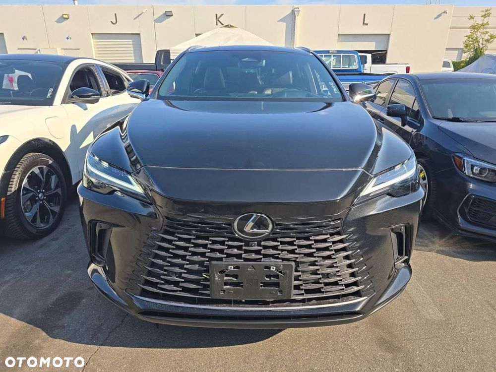 Lexus RX - 9