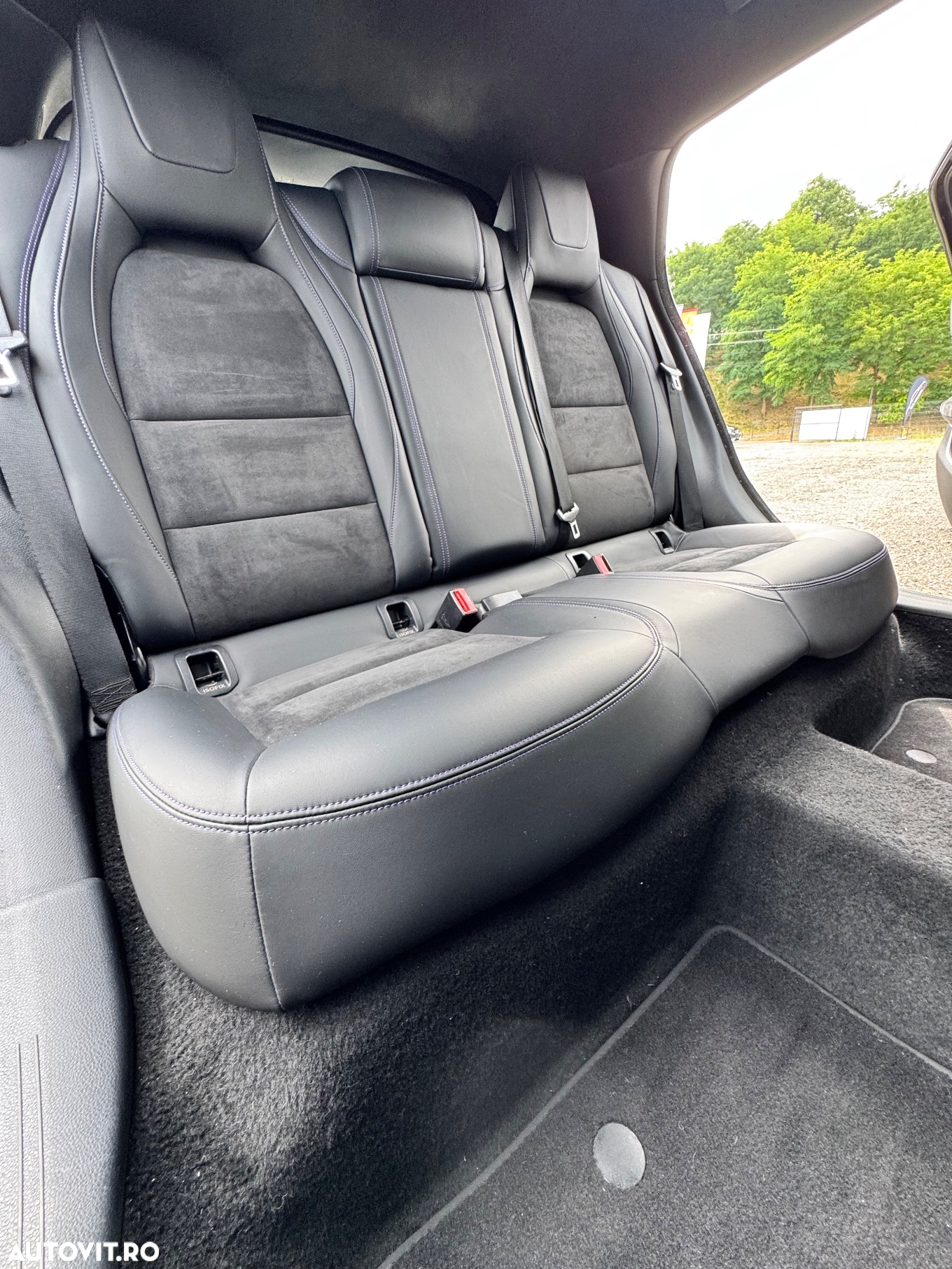 Infiniti Q30 2.2d DCT Sport City Black - 32
