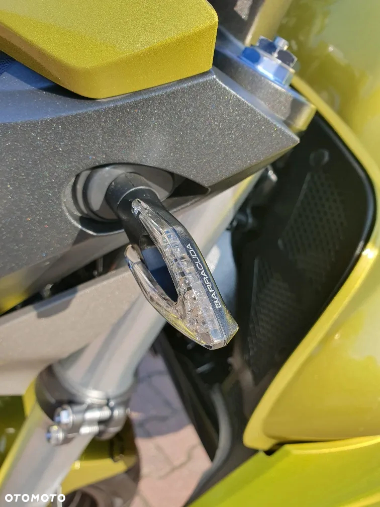 Honda CB - 11