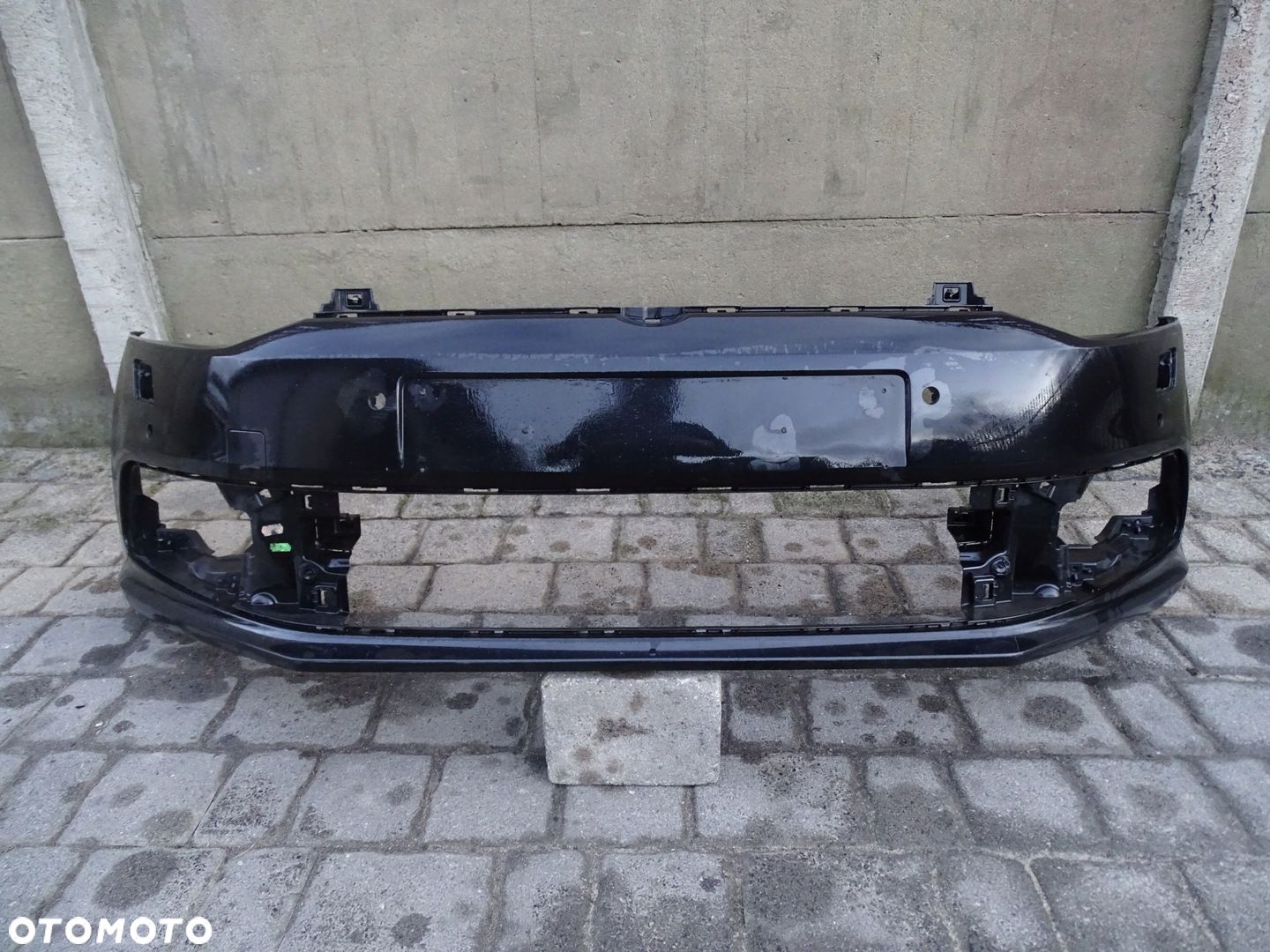 VW POLO 6C0 LIFT - zderzak przedni - 1