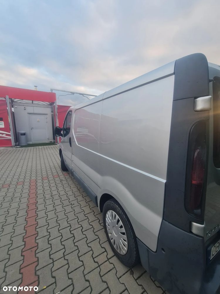 Opel Vivaro - 4