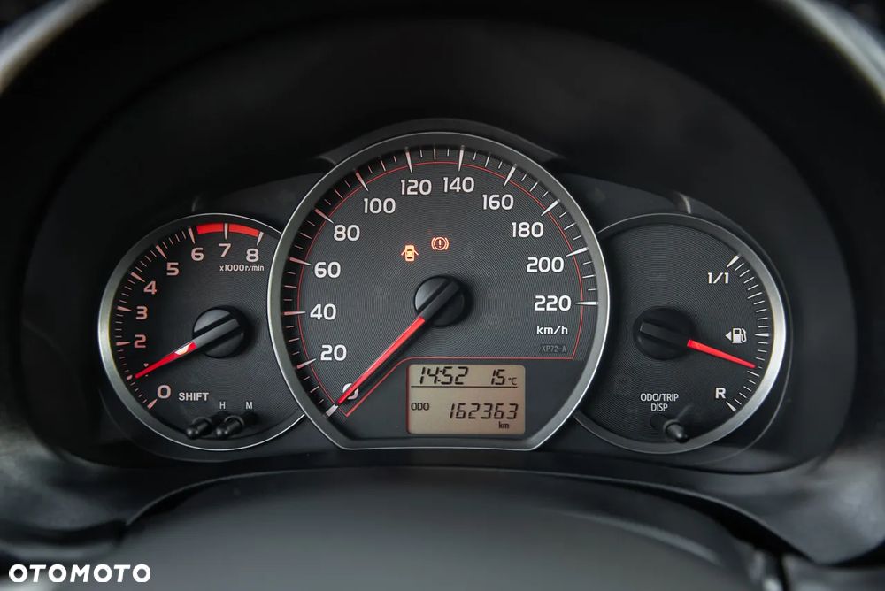 Toyota Yaris - 18