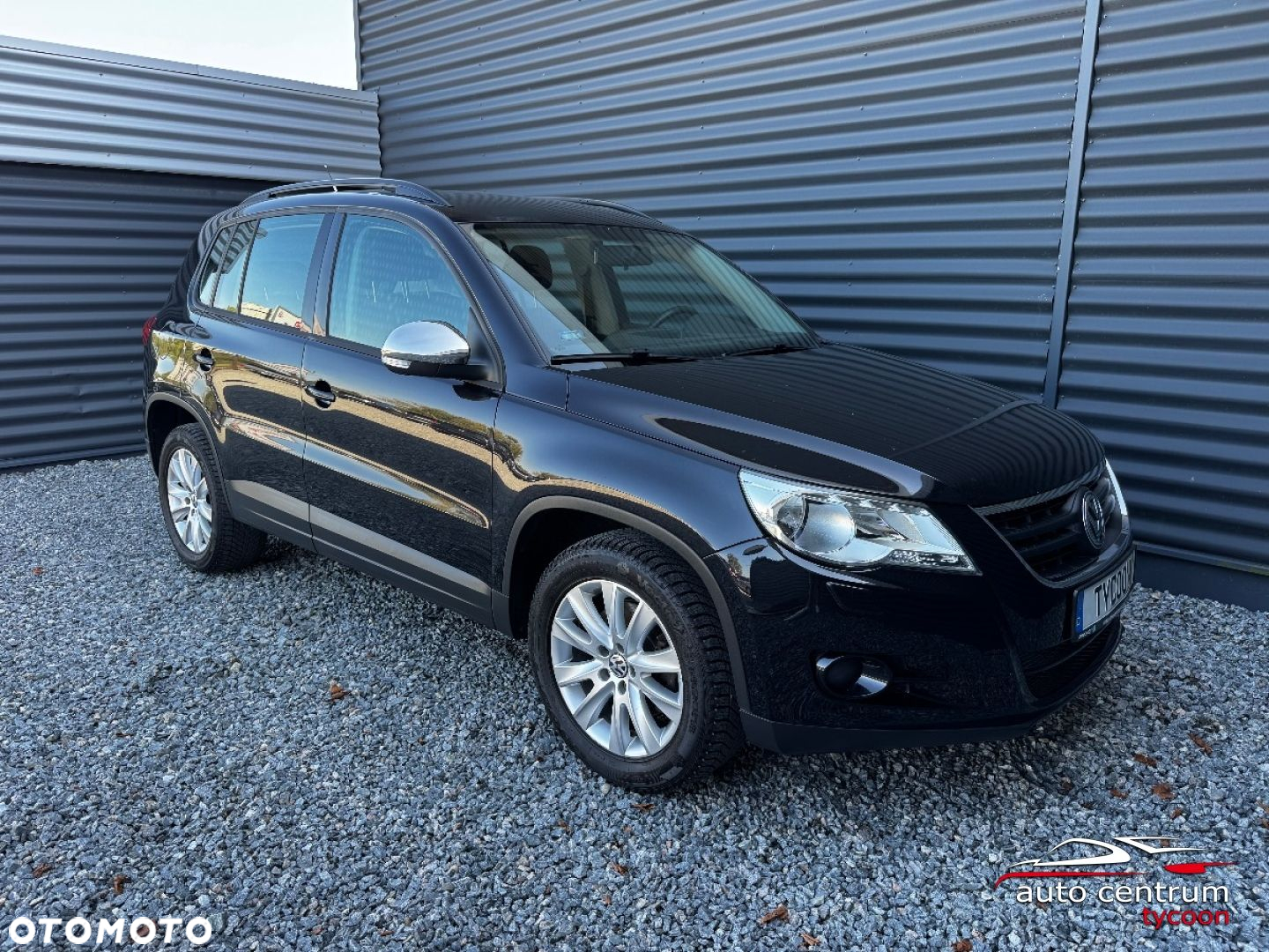 Volkswagen Tiguan - 25