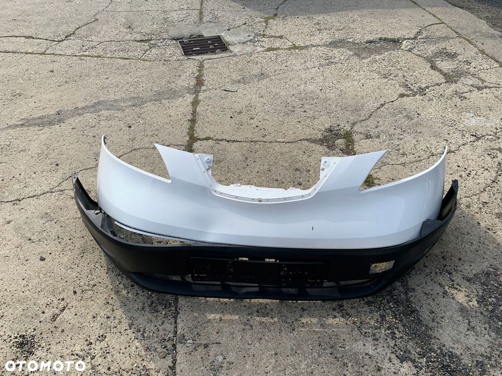 Nissan OE 62022-4FA0H zderzaki - 1