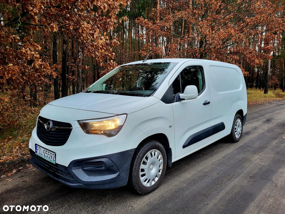 Opel COMBO - 1