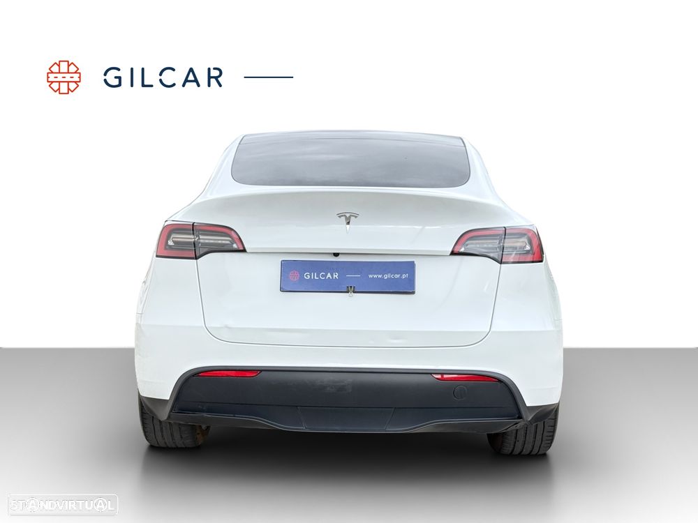Tesla Model Y Long Range Dual Motor AWD - 6
