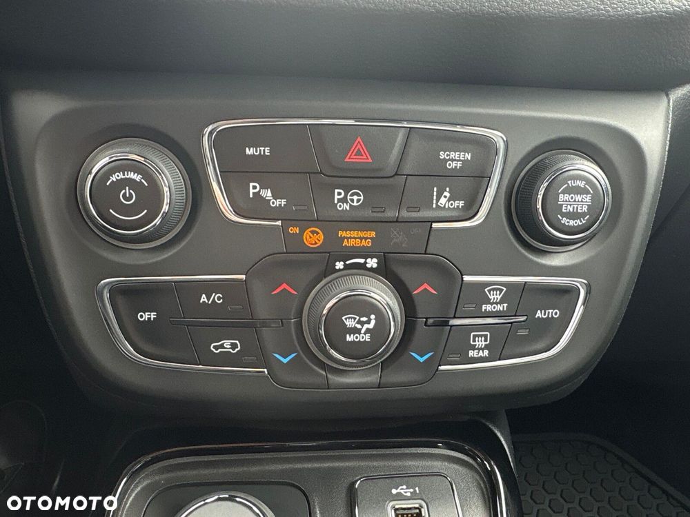 Jeep Compass 1.4 TMair Limited 4WD S&S - 19