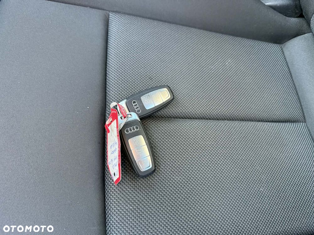 Audi A3 Sportback 30 TDI advanced - 17