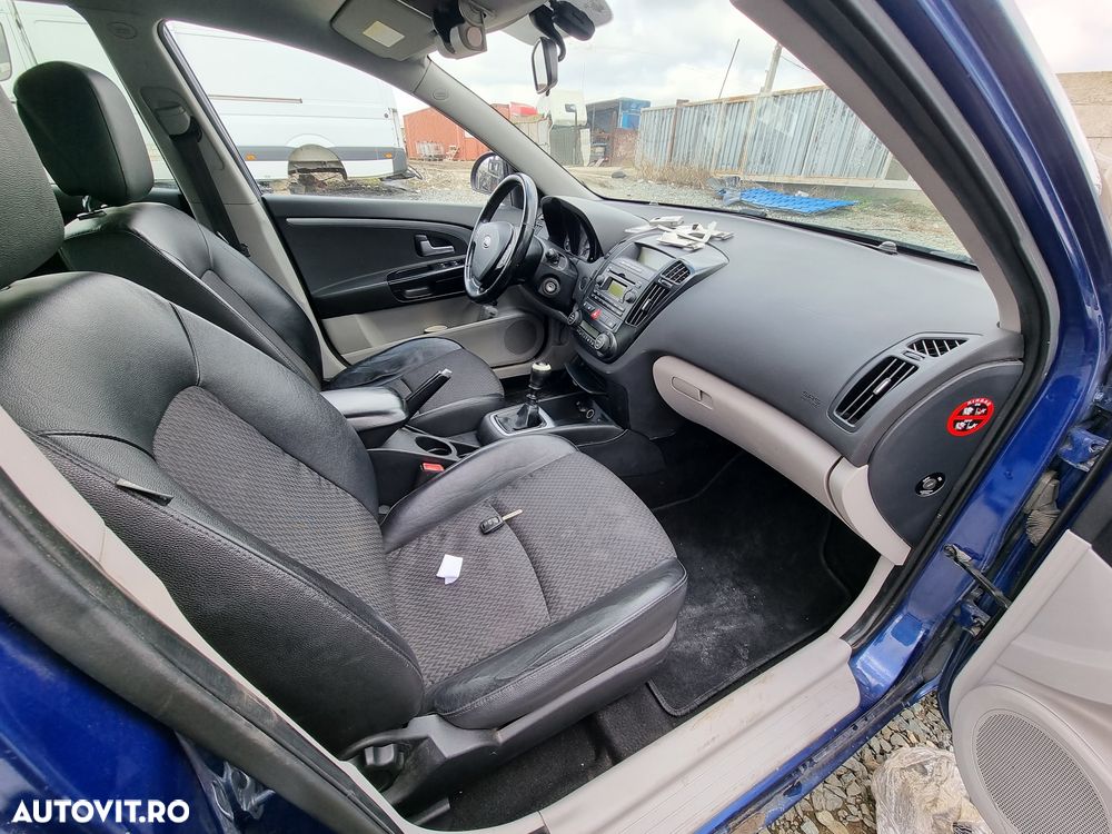 Dezmembrari  Kia CEED (ED)  2006  > 2012 2.0 CRDi 140 Motorina - 6