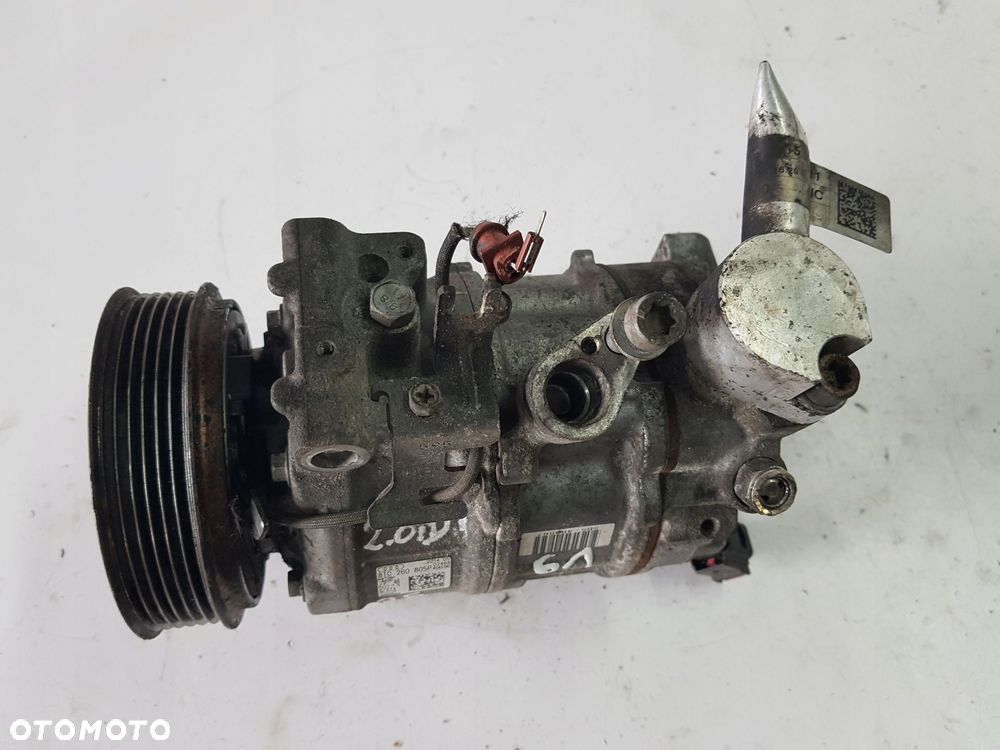 AUDI A5 8T LIFT 12-16r A4 B8 2.0 TDI SPRĘŻARKA KLIMATYZACJI 8T0260805P - 4