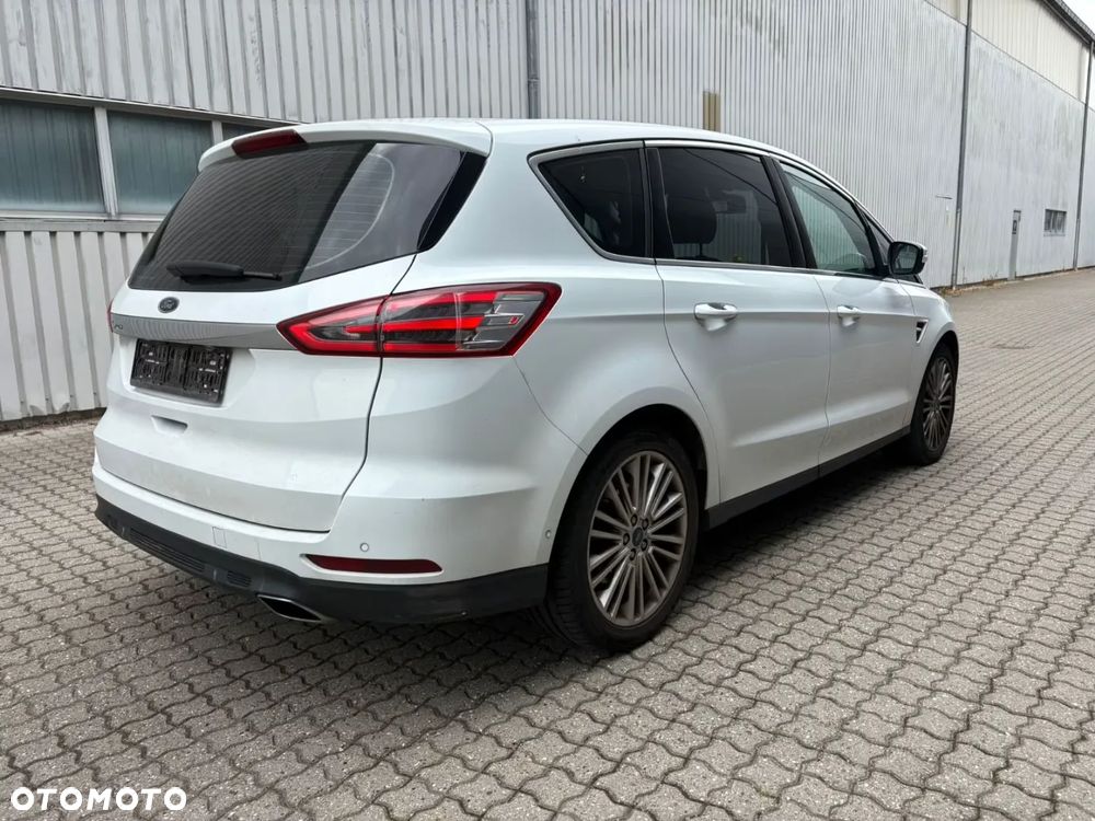 Ford S-Max 2.0 TDCi Titanium PowerShift - 4