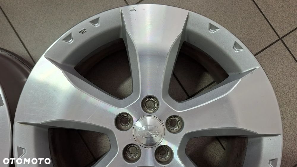 Felgi Aluminiowe 17 Subaru Forester 5x100 ET 48 - 10