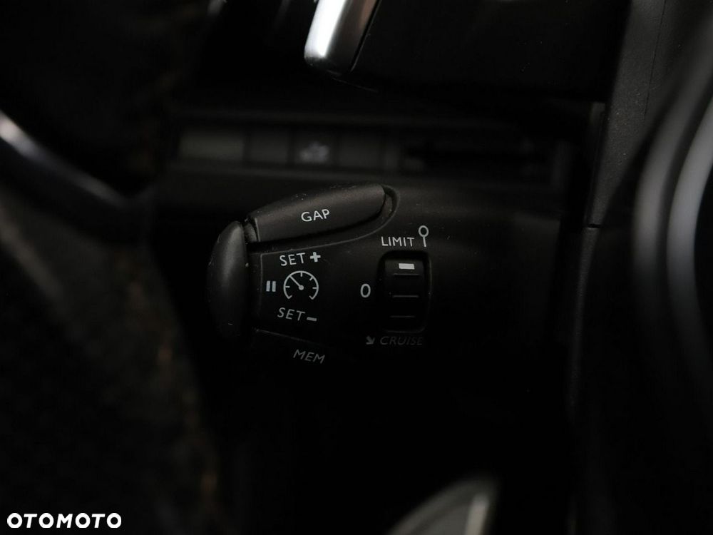 Peugeot 5008 2.0 BlueHDI GT S&S EAT8 - 38