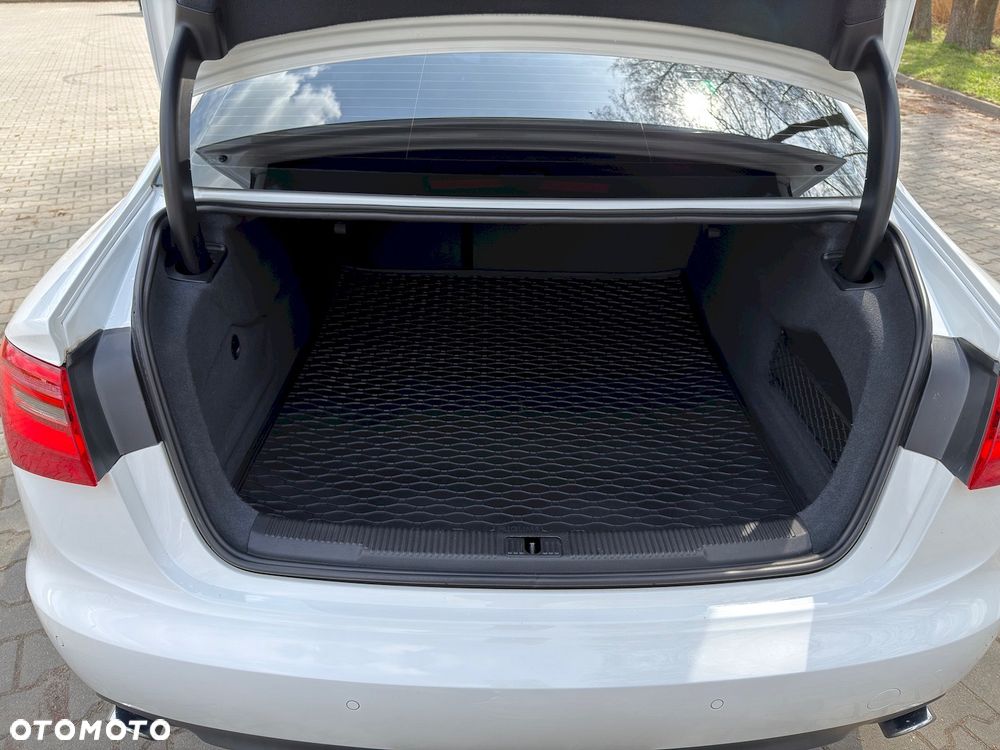 Audi A6 Limousine 2.8 FSI quattro S tronic sport selection - 29