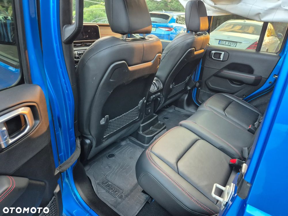 Jeep Wrangler Unlimited GME 2.0 Turbo Sahara - 30