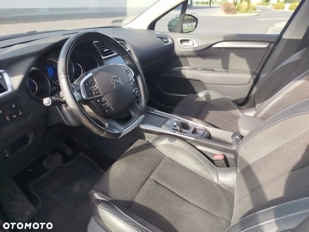 Citroën C4 1.6 e-HDi Exclusive MCP - 19