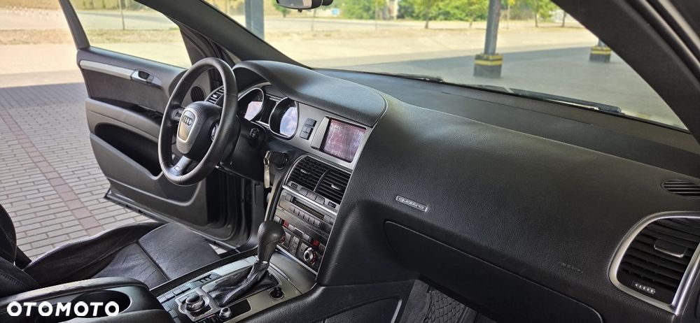 Audi Q7 3.0 TDI DPF quattro tiptronic - 22